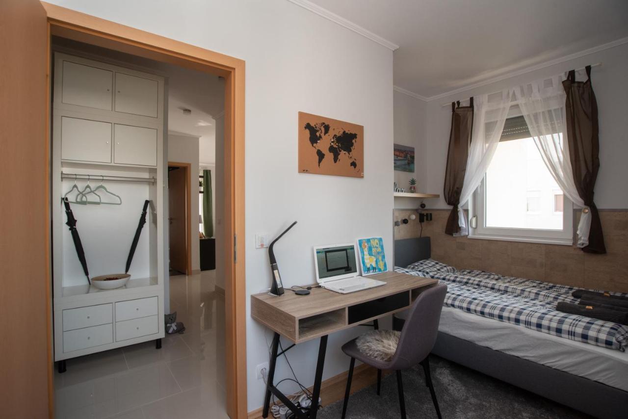 Sunny Home Near Bud With 2Br, Ac And Free Parking Vecsés Exterior foto
